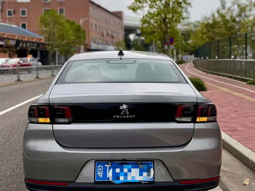 Peugeot 308 2016 230THP Automatic Deluxe Edition купить на сайте DeffCars