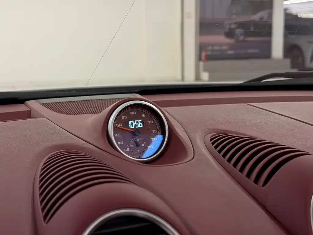 Porsche 718 2018 Boxster 2.0T купить на сайте DeffCars