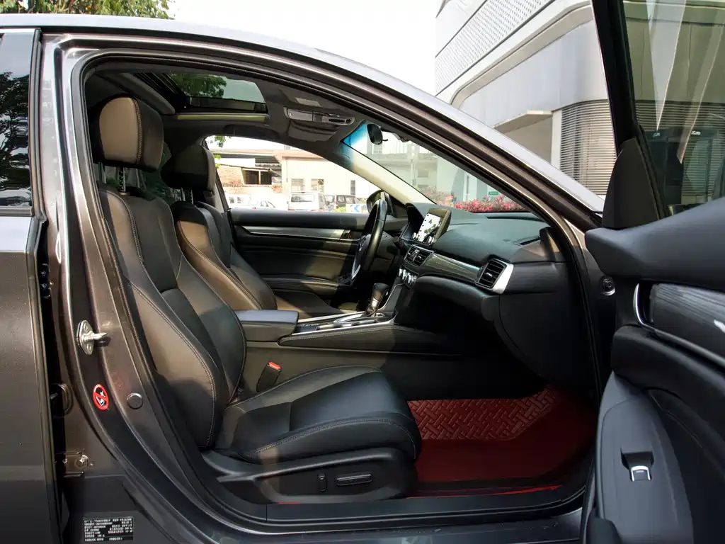 Accord 2018 260TURBO Elite Edition National V купить на сайте DeffCars