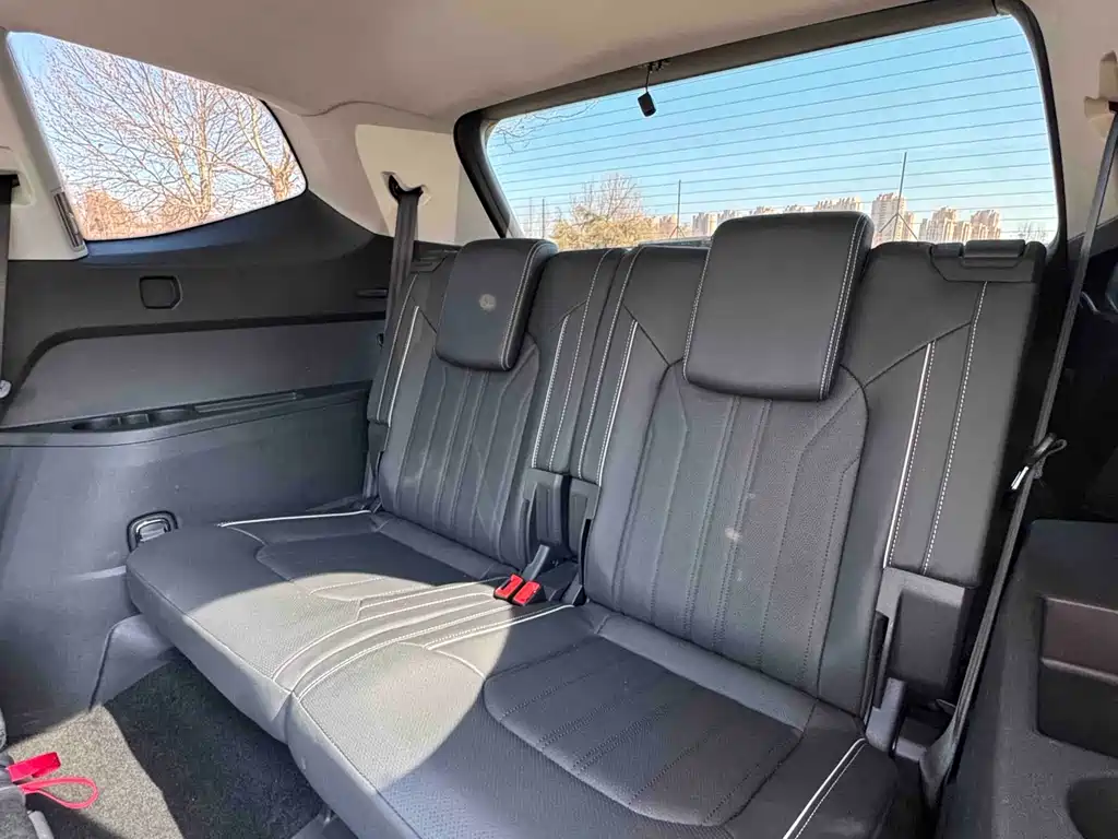 Touron 2022 Touron X 380TSI four-wheel drive luxury version купить на сайте DeffCars