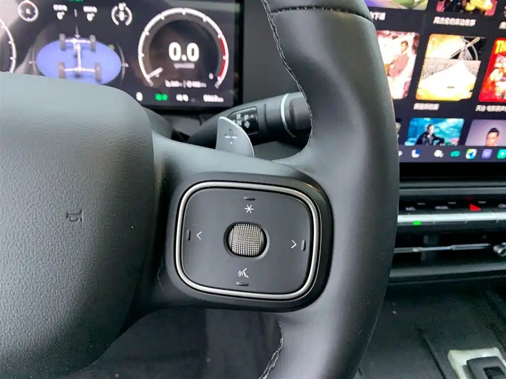 Tank 300 New Energy 2025 Hi4-T 37.1kWh купить на сайте DeffCars
