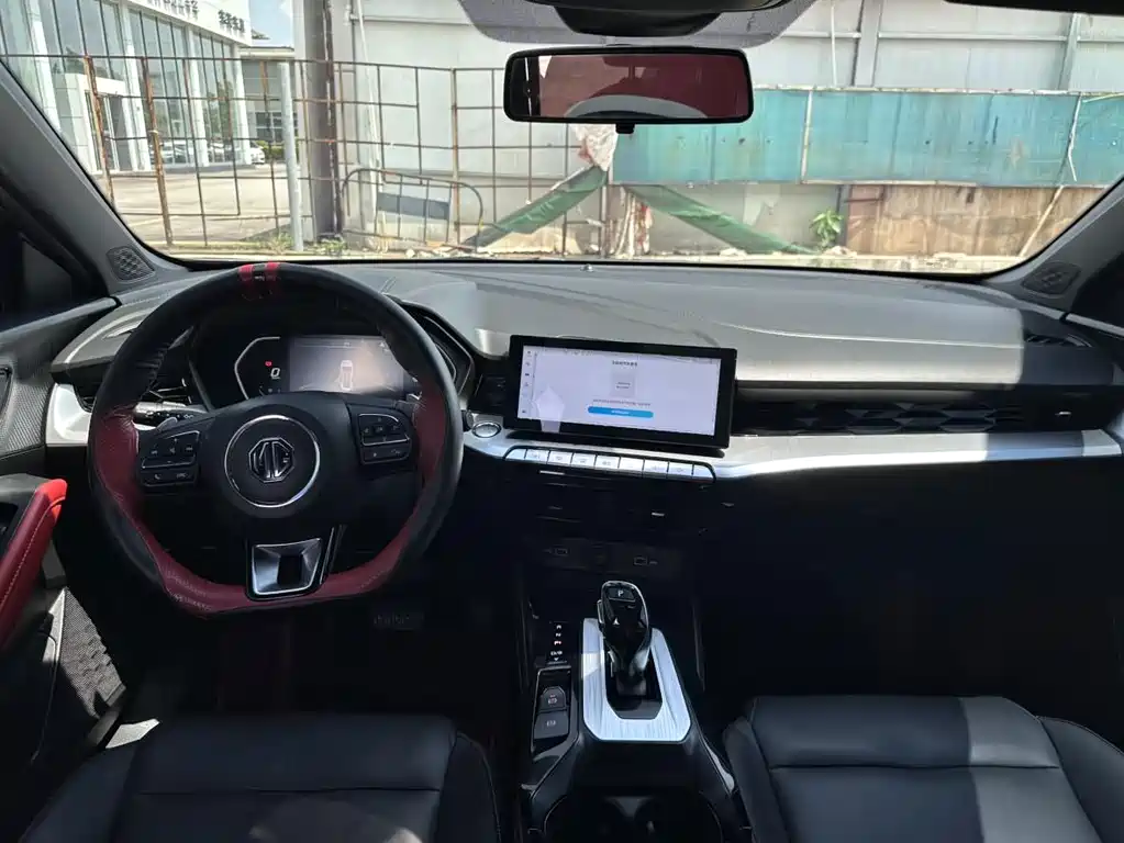 MG5 2021 300TGI DCT Chaoyue Green Luxury Limited Edition купить на сайте DeffCars