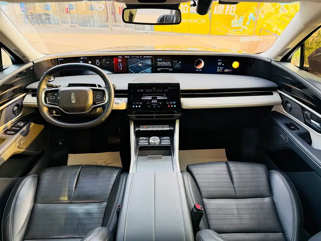 Voyager 2023 2.0T four-wheel drive Zunrui version купить на сайте DeffCars