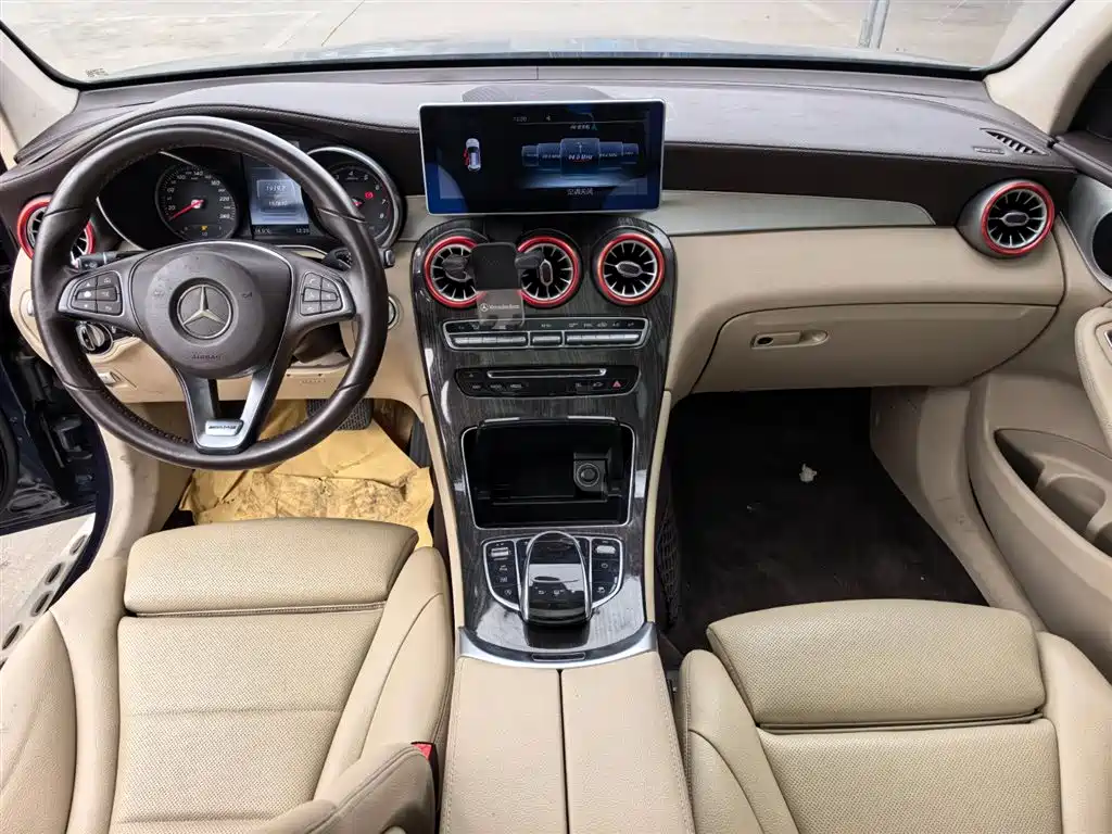 Mercedes-Benz GLC 2016 GLC 200 4MATIC купить на сайте DeffCars