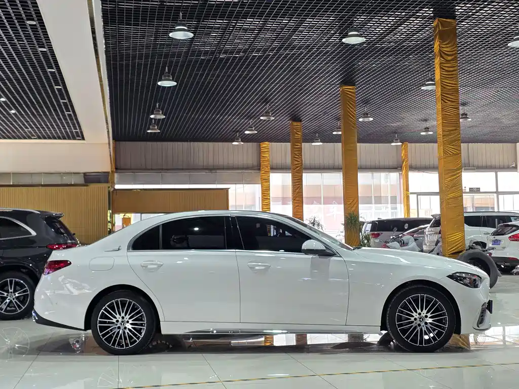 Mercedes-Benz C-Class 2023 Modification 2 C 260 L Sports Edition купить на сайте DeffCars