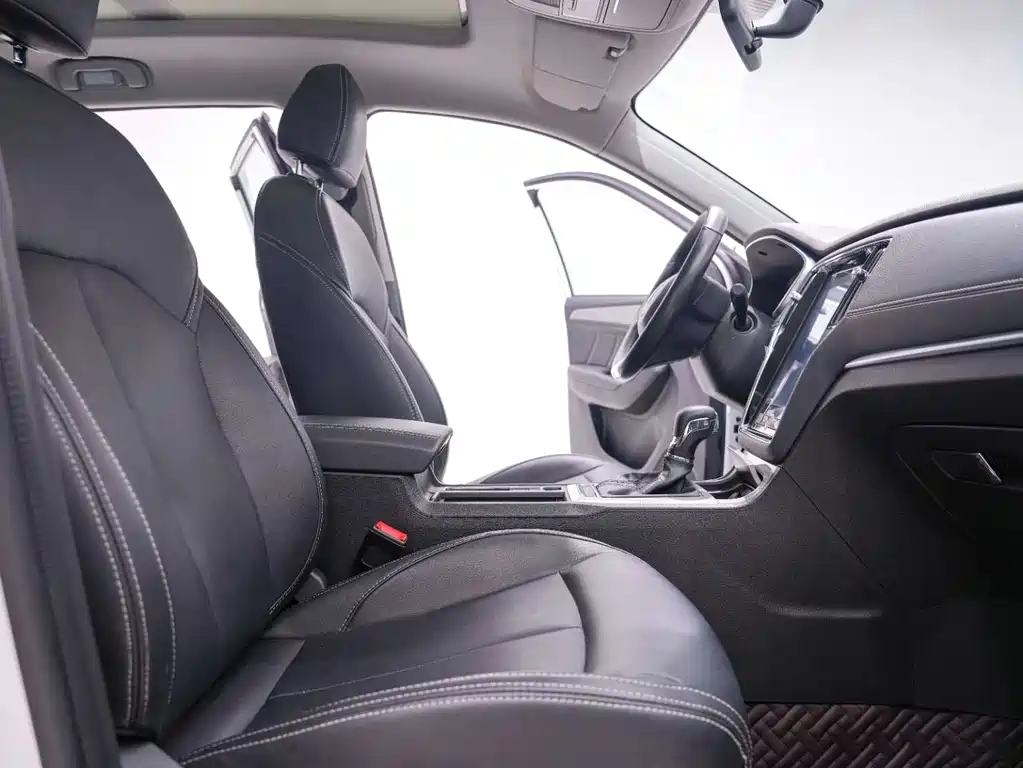 Roewe RX5 2020 20T Automatic 4G Internet Beyond Edition купить на сайте DeffCars