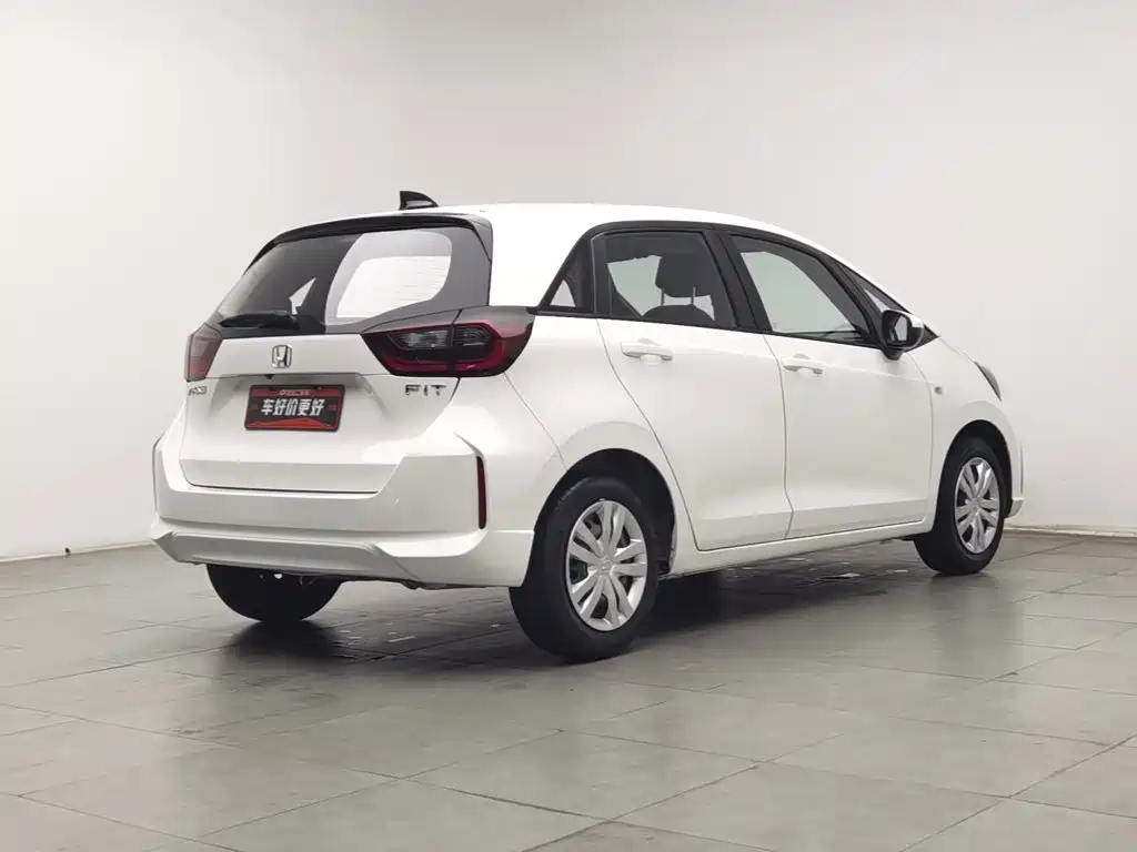 Fit 2021 1.5L CVT Trendy Edition купить на сайте DeffCars