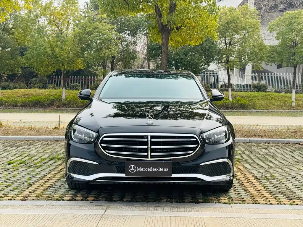 Mercedes-Benz E-Class 2023 E 300 L Luxury Model купить на сайте DeffCars