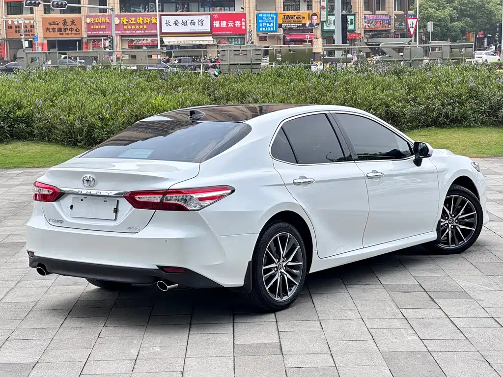 Camry 2021 2.5G Deluxe Edition купить на сайте DeffCars