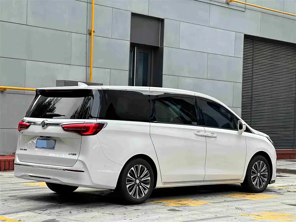 Buick GL8 2023 ES Lu Zun smart flagship model купить на сайте DeffCars