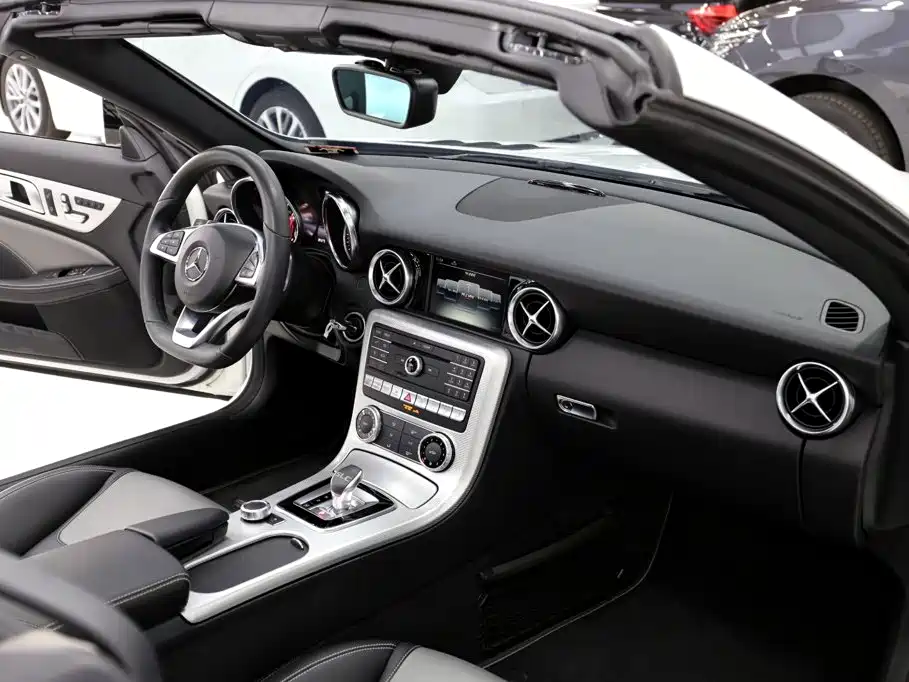 Mercedes SLC 2019款 260 瑾瑜典藏版 купить на сайте DeffCars