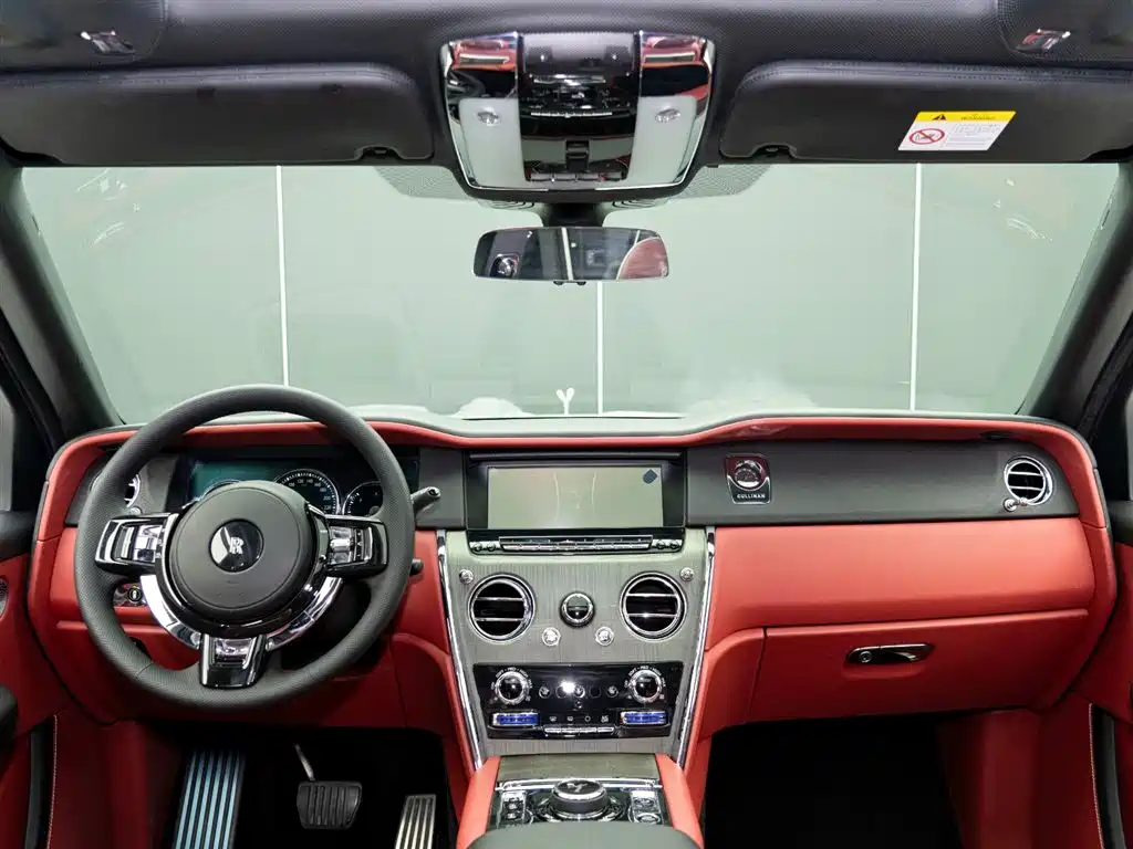 Cullinan 2018 five-seater version купить на сайте DeffCars