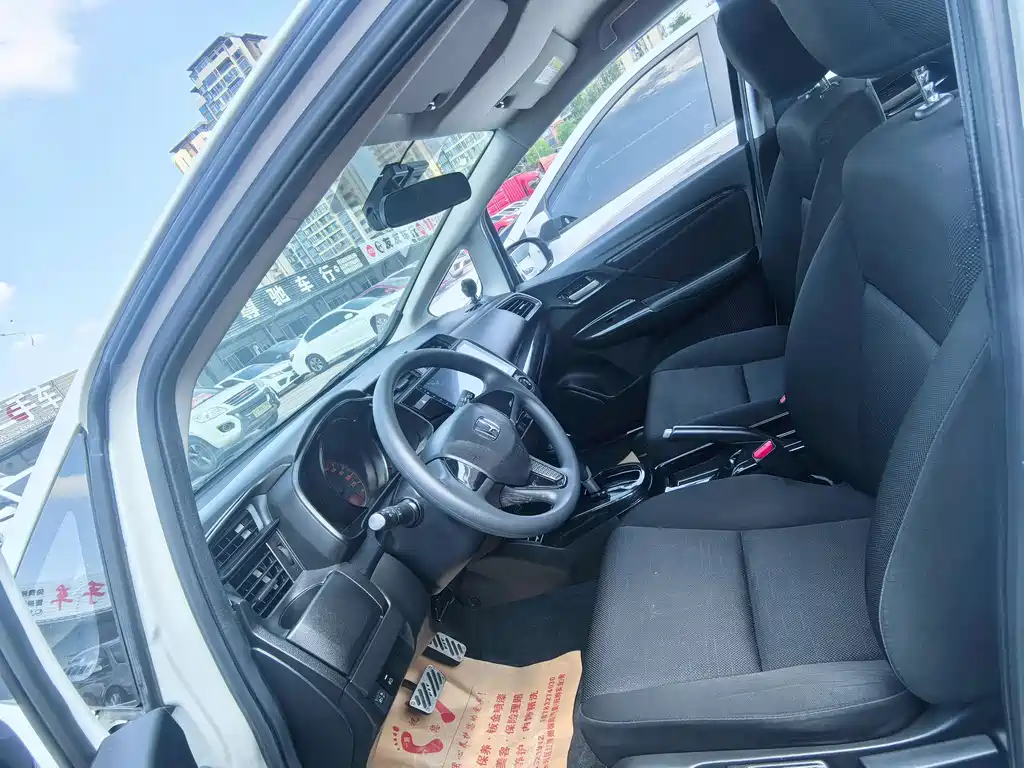 Fit 2018 1.5L CVT Comfort Edition купить на сайте DeffCars