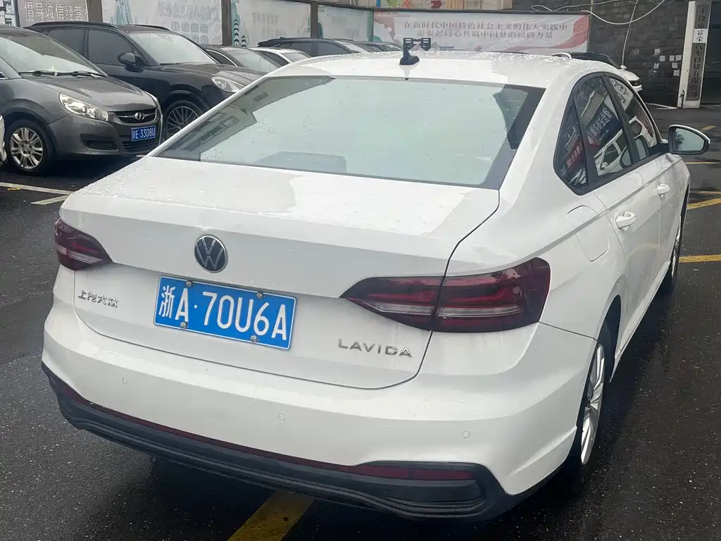 Lavida 2023 1.5L automatic Deyi version купить на сайте DeffCars