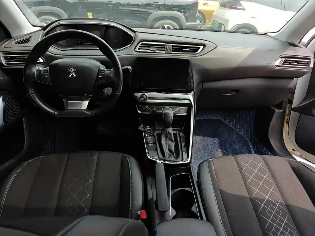 Peugeot 308 2016 1.6L automatic luxury version купить на сайте DeffCars