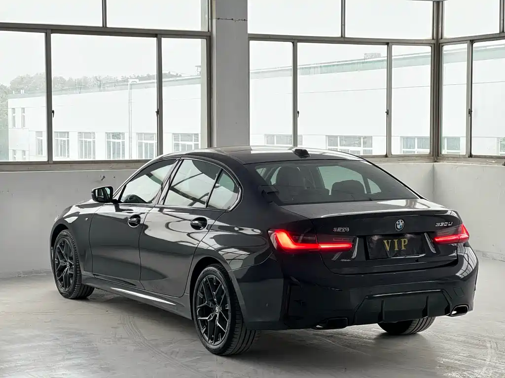 BMW 3 Series 2025 330Li M Sports Night Package купить на сайте DeffCars