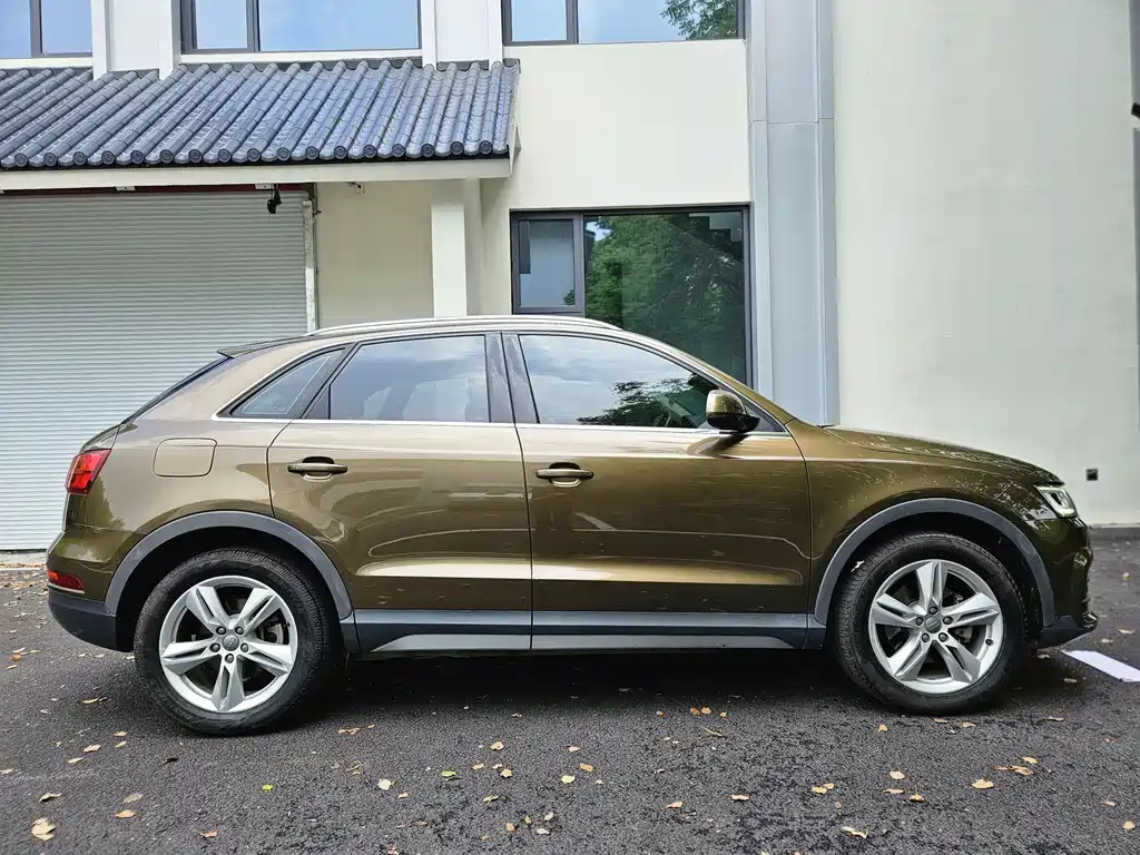 Audi Q3 2018 30th Anniversary Model 30 TFSI Fashion Model купить на сайте DeffCars