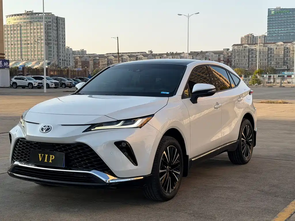 Vesa 2022 2.0L CVT two-wheel drive premium version купить на сайте DeffCars