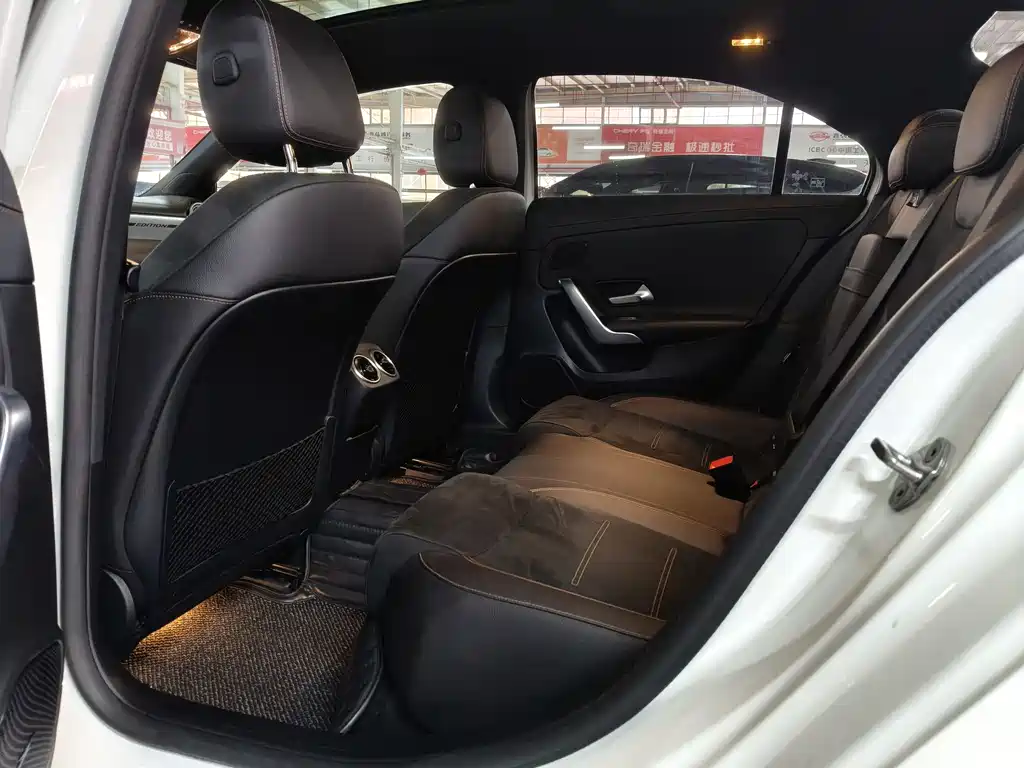 Mercedes-Benz A-Class 2019 A 200 L sports sedan first special edition купить на сайте DeffCars