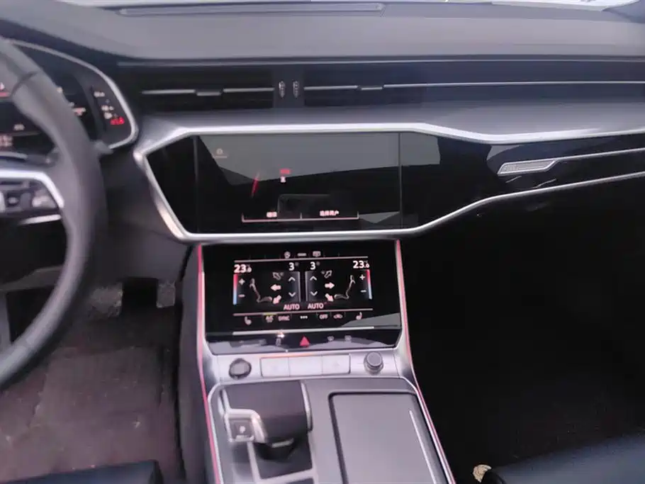 Audi A6L 2025 45 TFSI Premium Dynamic Model купить на сайте DeffCars