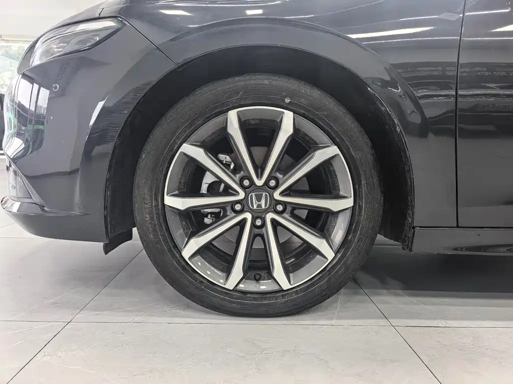 Stylish 2023 240TURBO CVT Deluxe Edition купить на сайте DeffCars