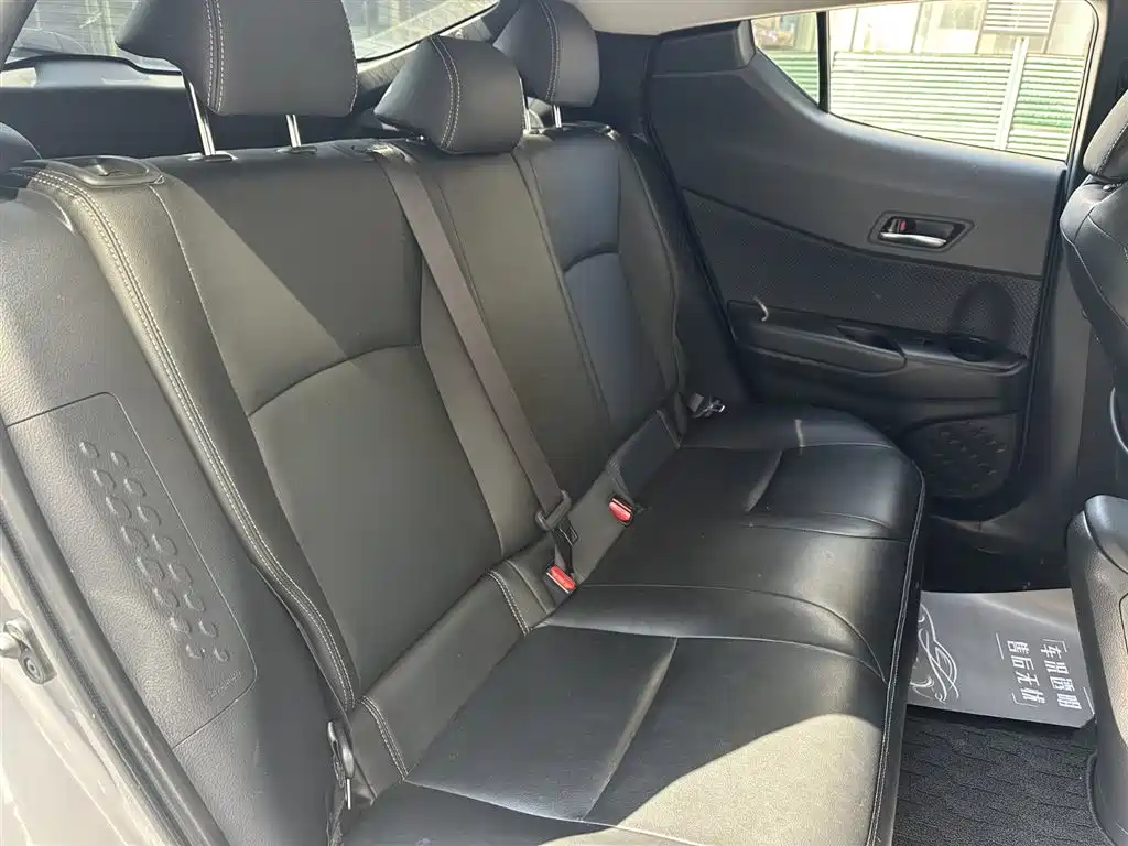 Yize IZOA 2021 2.0L Yixiang Edition купить на сайте DeffCars