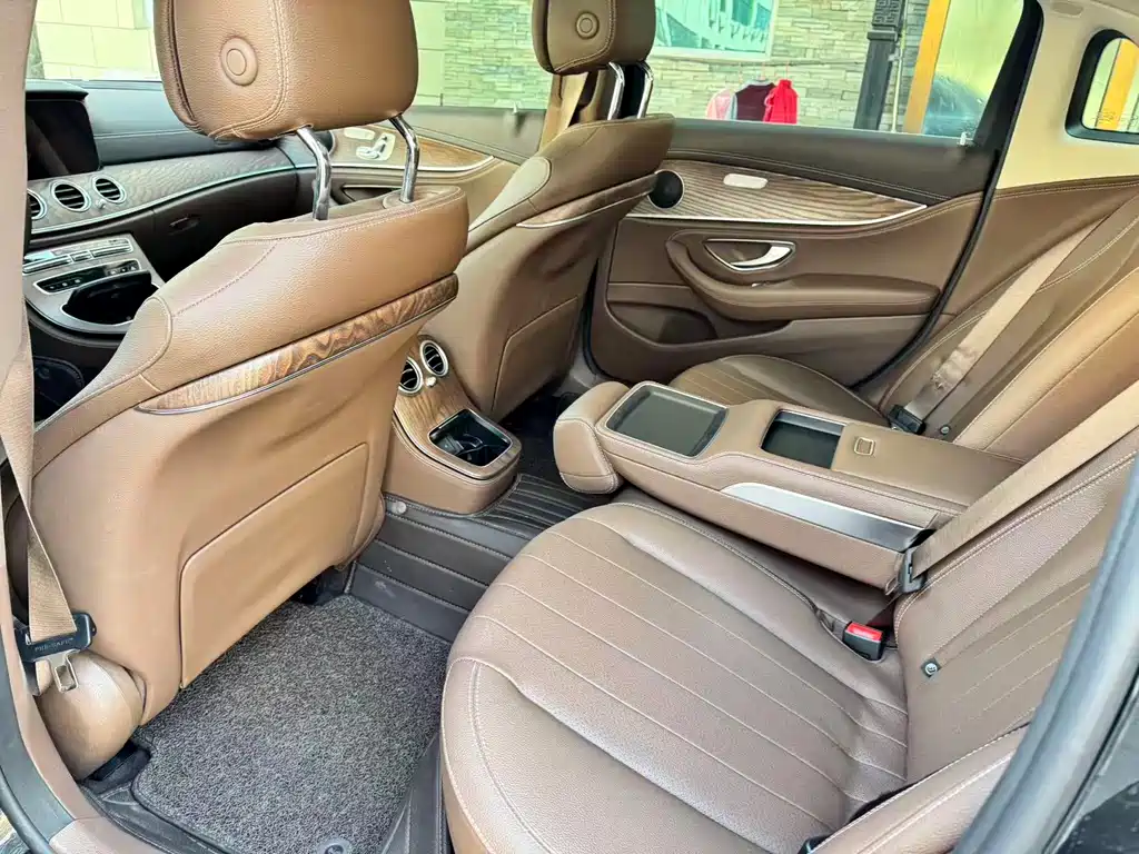 Mercedes-Benz E-Class 2023 E 300 L Fashion купить на сайте DeffCars