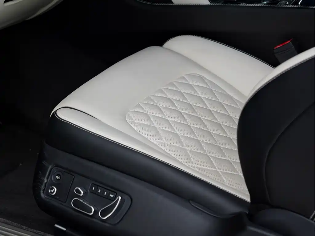 Continental 2012 4.0T GT V8 купить на сайте DeffCars