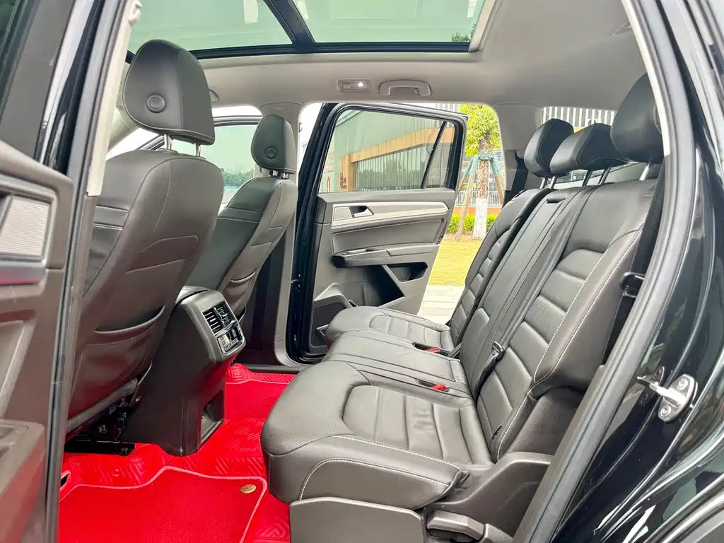 Touron 2020 facelift 380TSI four-wheel drive luxury version купить на сайте DeffCars