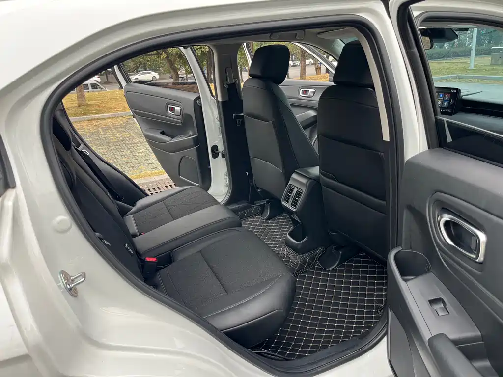 Binzhi 2023 1.5L CVT technology version купить на сайте DeffCars