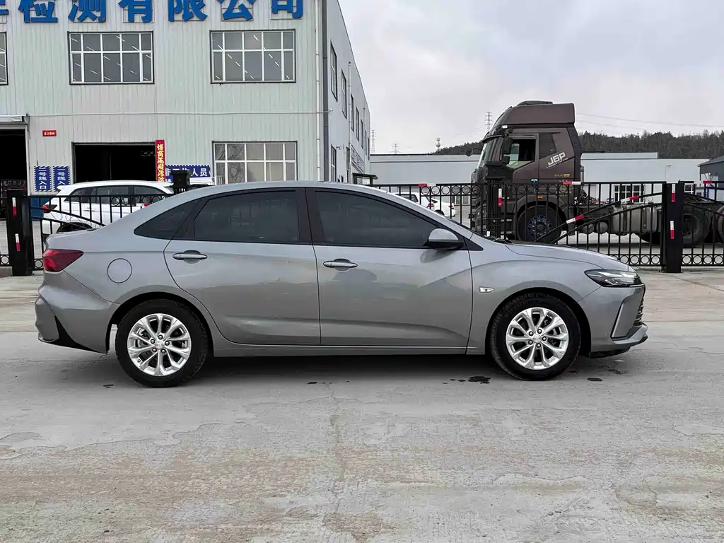 Cruze 2023 1.5L dual-clutch enjoyment version купить на сайте DeffCars