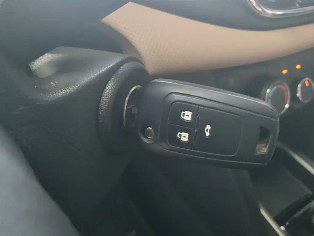 Cruze 2022 320 Automatic Sunroof Edition купить на сайте DeffCars