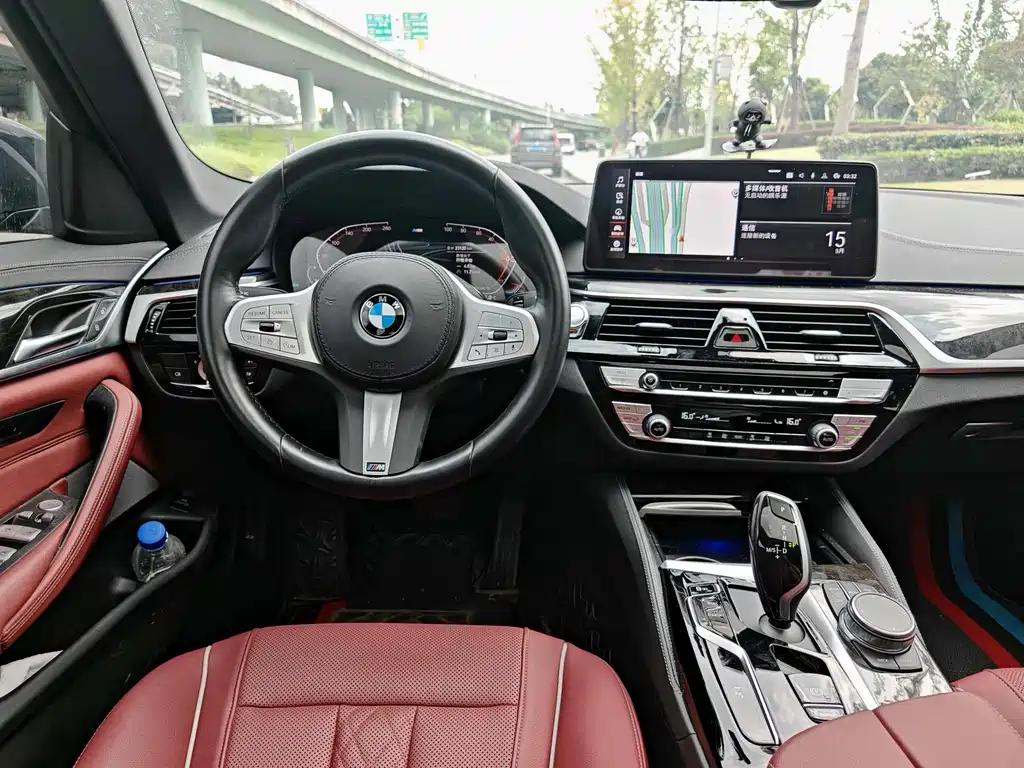 BMW 5 Series 2022 facelift 525Li M Sports Package купить на сайте DeffCars