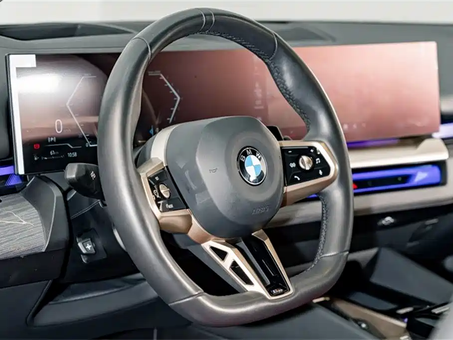 BMW 5 Series 2025 530Li Exclusive M Sports Package купить на сайте DeffCars