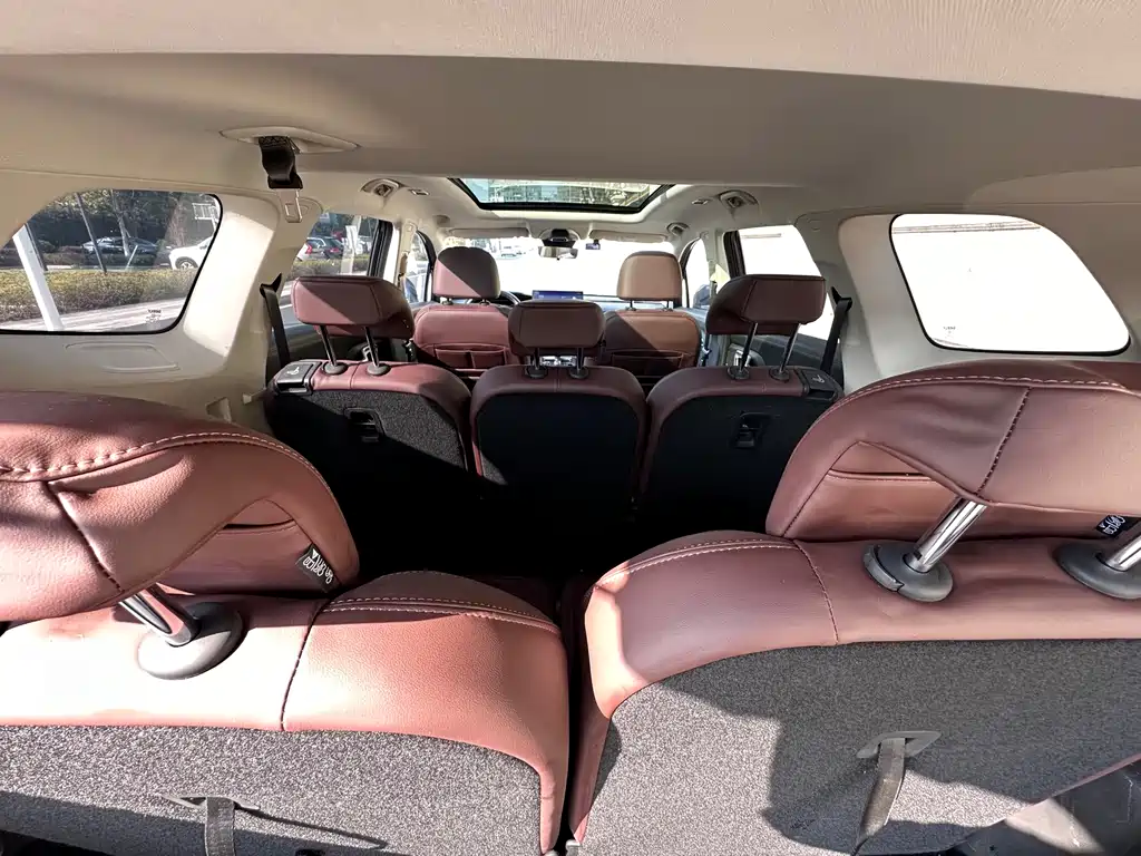 Haoyue 2022 1.8TD DCT luxury model 7 seats купить на сайте DeffCars