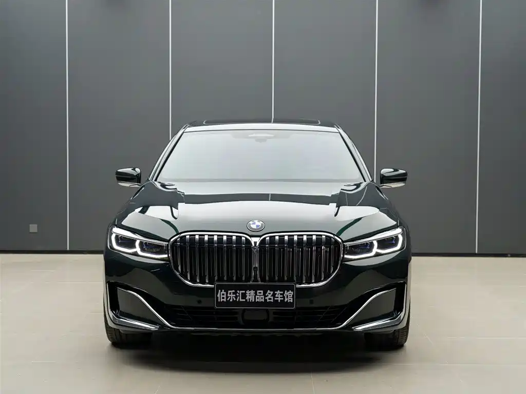 BMW 7 Series 2019 Facelift 750Li xDrive V8 Luxury Package купить на сайте DeffCars