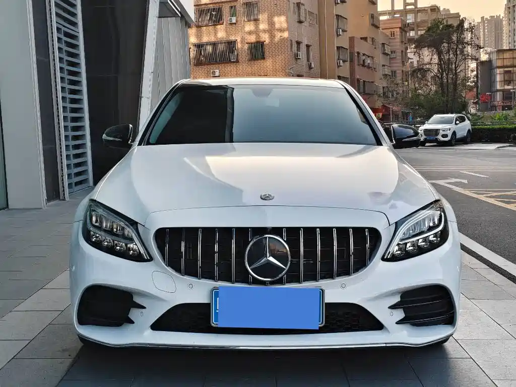 Mercedes-Benz C-Class 2019 C 180 L Fashionable Sports Edition купить на сайте DeffCars