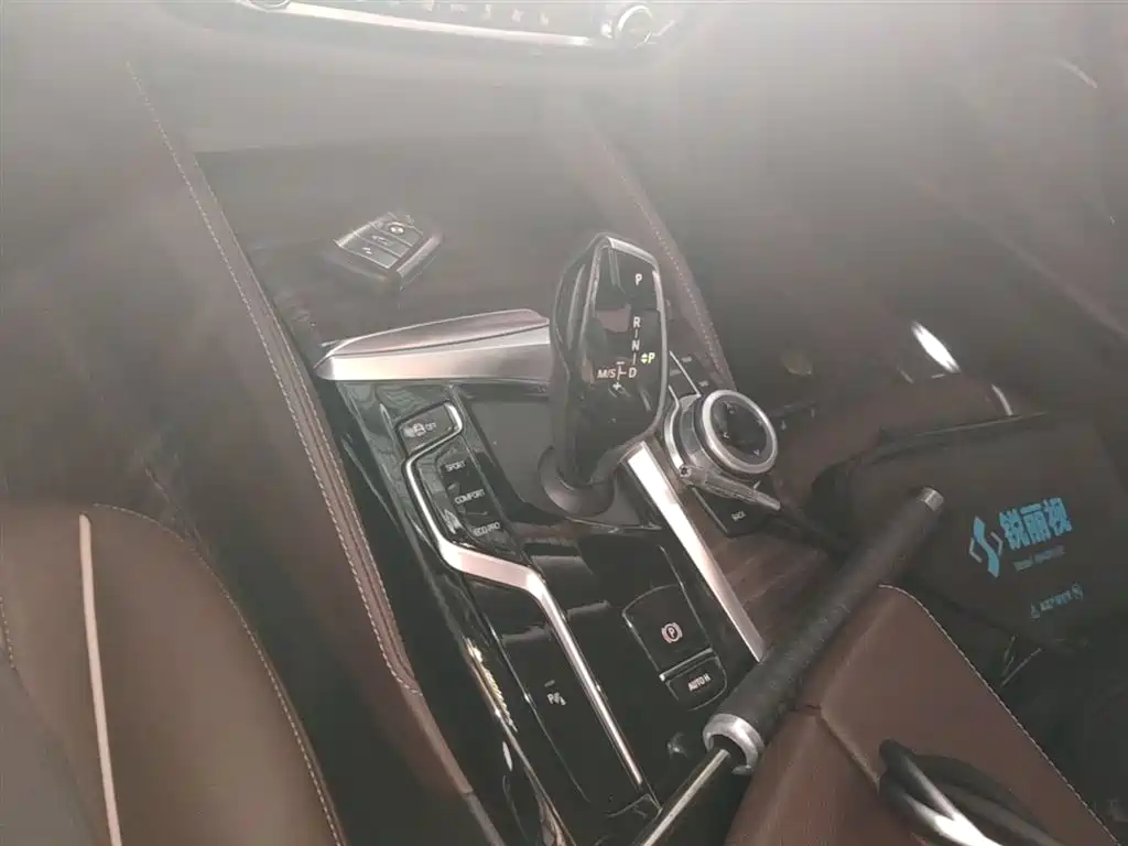 BMW 5 Series 2022 facelift 530Li leading model luxury package купить на сайте DeffCars
