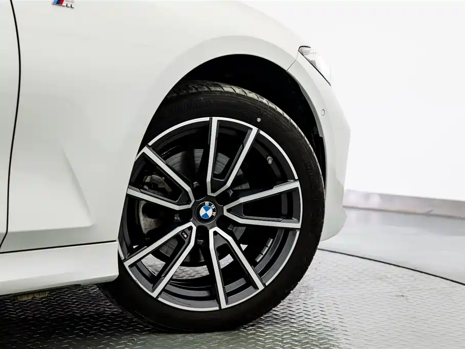 BMW 3 Series 2023 325i M Sports Package купить на сайте DeffCars
