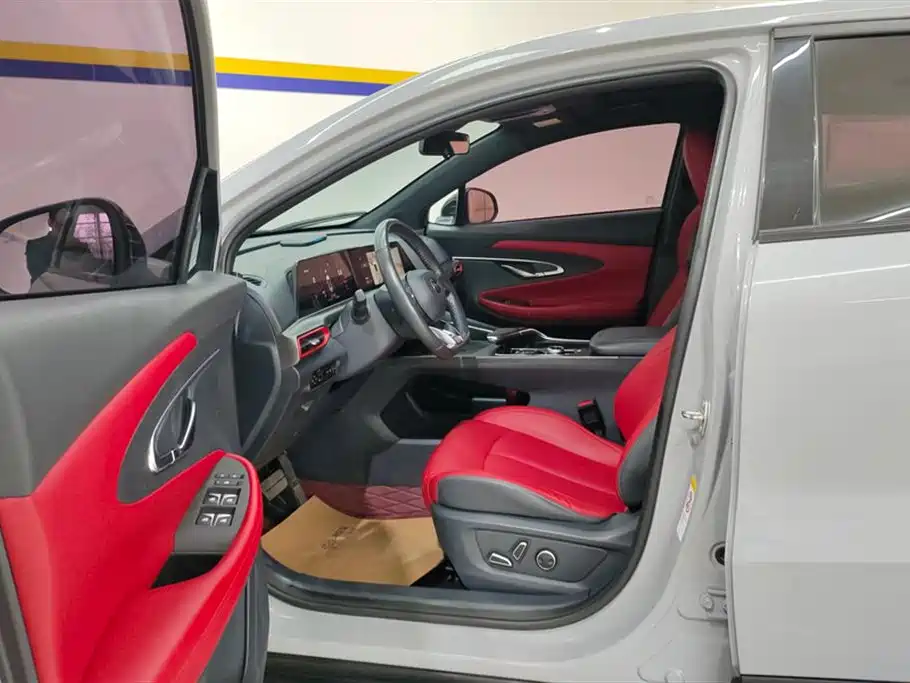 Changan UNI-T 2020 1.5T flagship model купить на сайте DeffCars