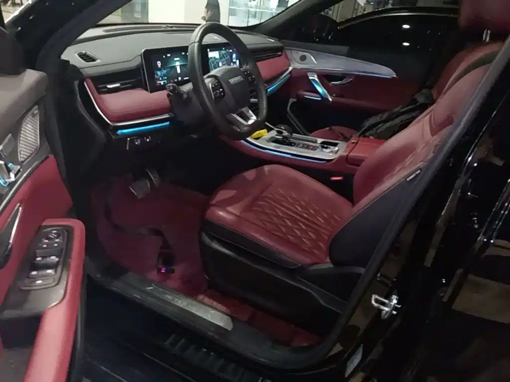 Jietu X70 PLUS 2023 model 1.5T DCT Brave PLUS 5 seats купить на сайте DeffCars