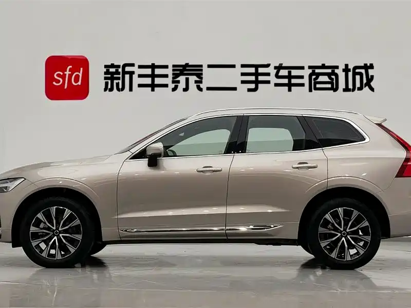 Volvo XC60 2025 B5 four-wheel drive Zhiyuan luxury version купить на сайте DeffCars
