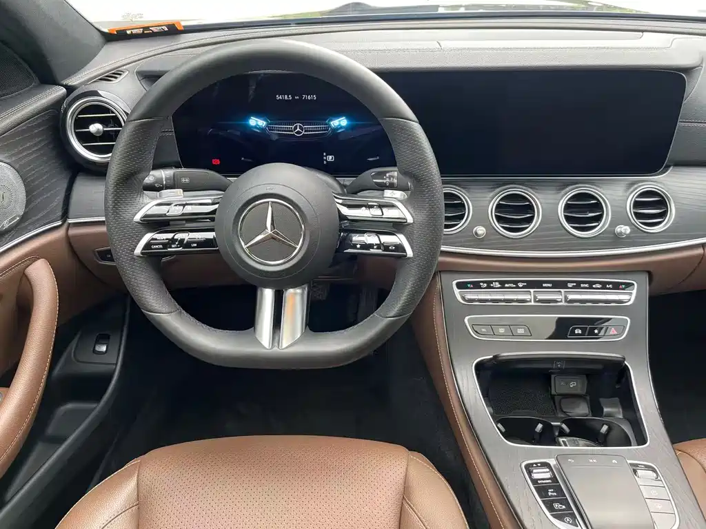 Mercedes-Benz E-Class 2021 E 300 L Luxury Model купить на сайте DeffCars