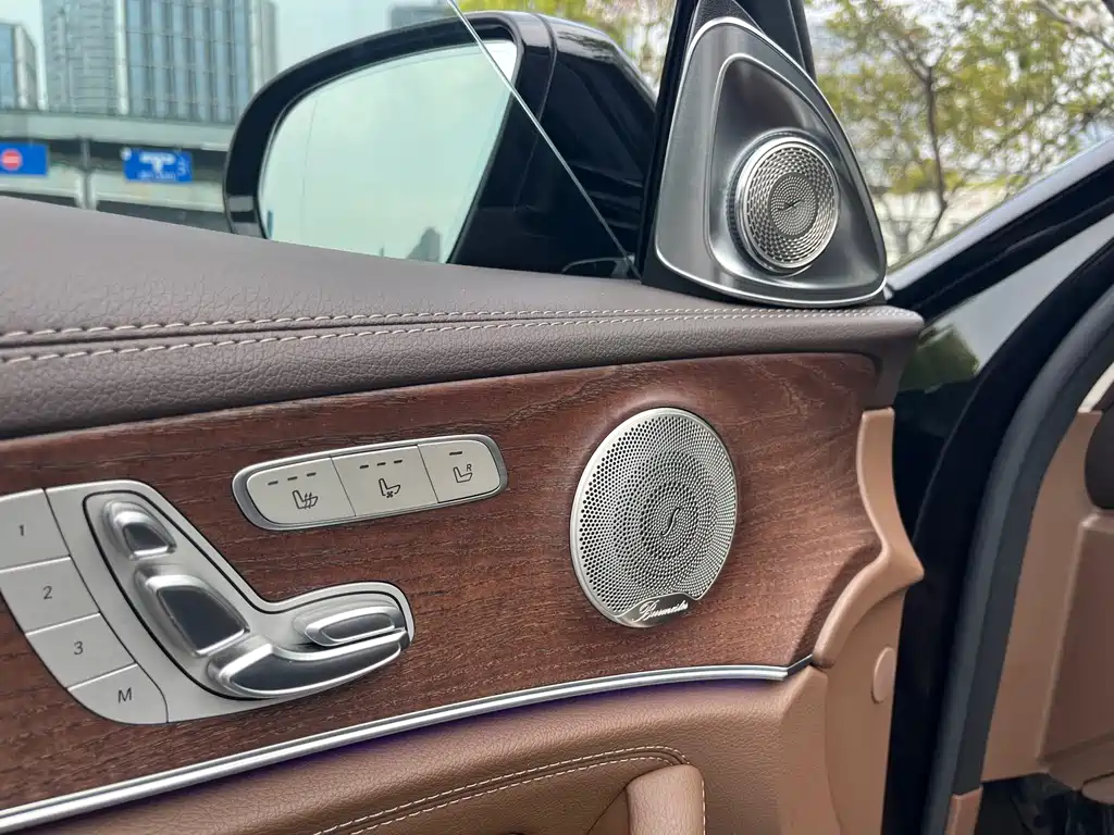 Mercedes-Benz E-Class 2023 E 300 L Luxury Model купить на сайте DeffCars