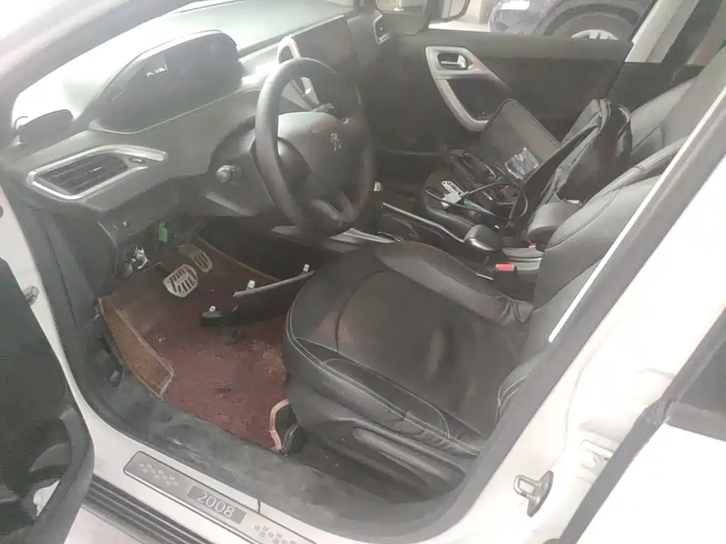 Peugeot 2008 2014 1.6L automatic trendy version купить на сайте DeffCars