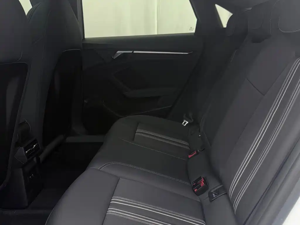 Audi A3 2023款 A3L Limousine 35 TFSI 时尚运动型 купить на сайте DeffCars