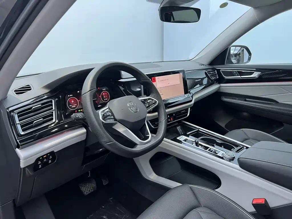 Touron 2024 380TSI four-wheel drive Dragon Edition купить на сайте DeffCars