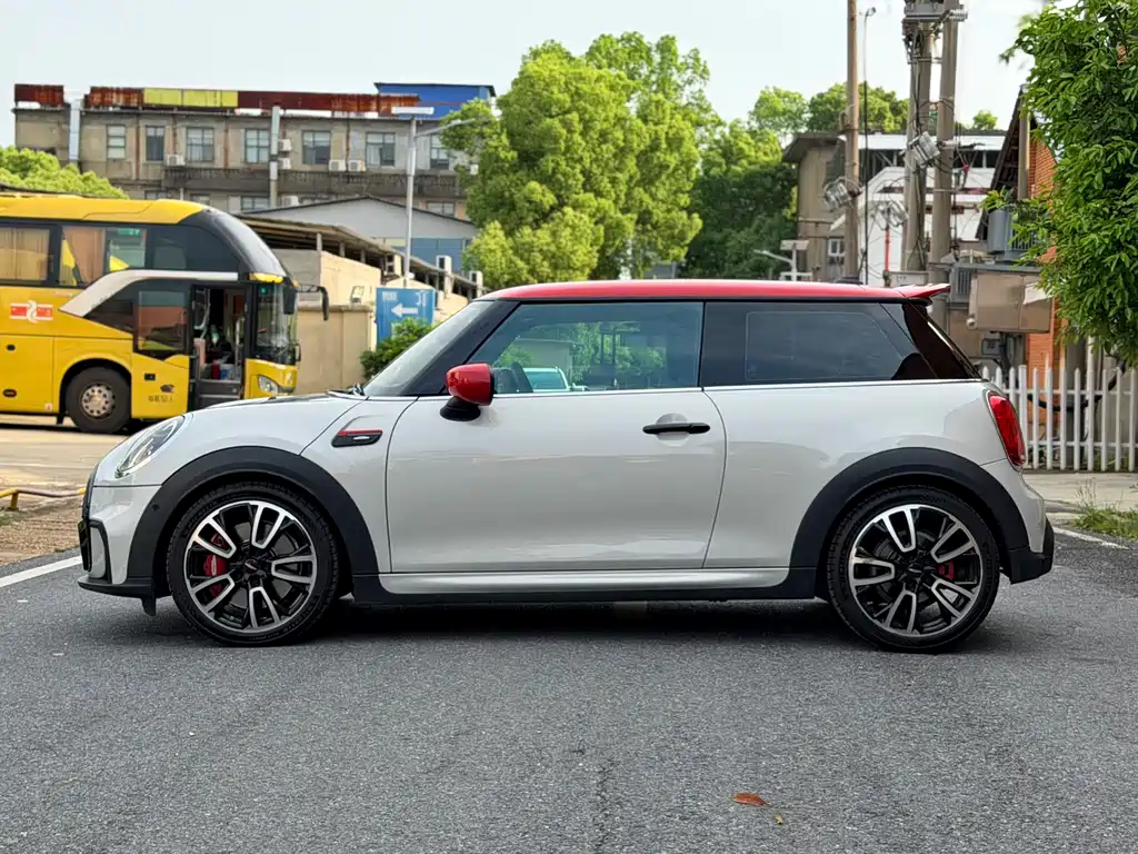MINI JCW 2022 2.0T JOHN COOPER WORKS ALL-IN купить на сайте DeffCars