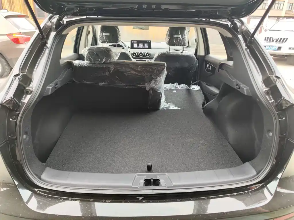 Qashqai 2025 Honor 2.0L CVT XV+ Leading Edition купить на сайте DeffCars