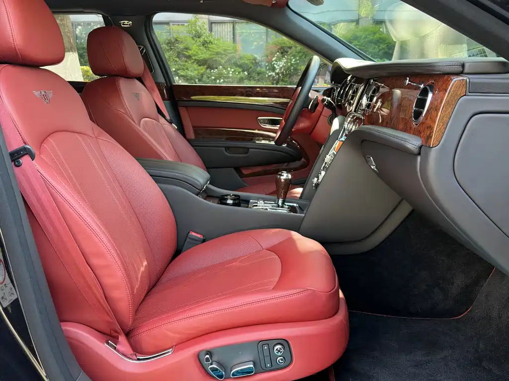 Mulsanne 2017 6.8T long wheelbase version купить на сайте DeffCars